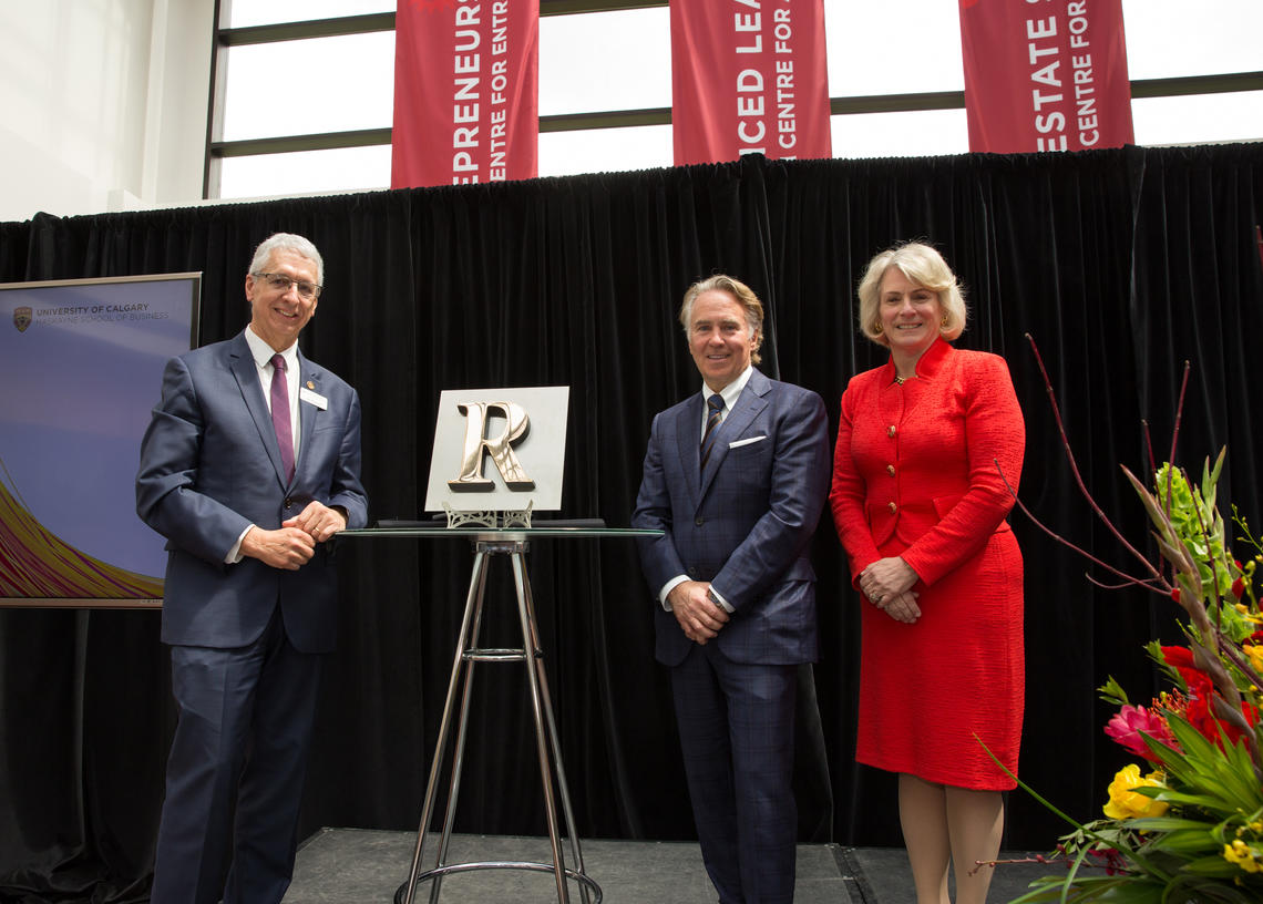 Ronald Mathison with Haskayne Dean Jim Dewald and President Elizabeth Cannon. 