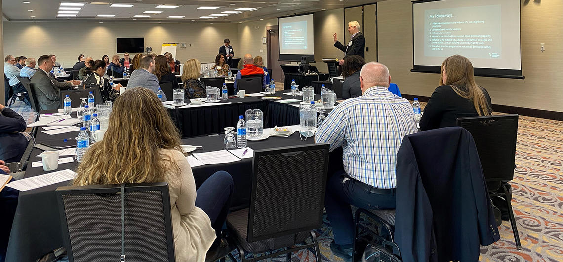 Members of the plant and beef protein industries gather at a roundtable hosted by the Simpson Centre to discuss opportunities and challenges faced by the industry.