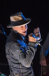 Gord Downie performs on stage in Toronto, on Friday Oct. 21, 2016. Downie, the poetic lead singer of the Tragically Hip whose determined fight with brain cancer inspired a nation, has died. He was 53. (THE CANADIAN PRESS/Chris Young)