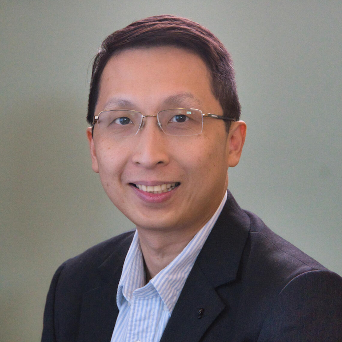 Dr. Vui Kien Liau