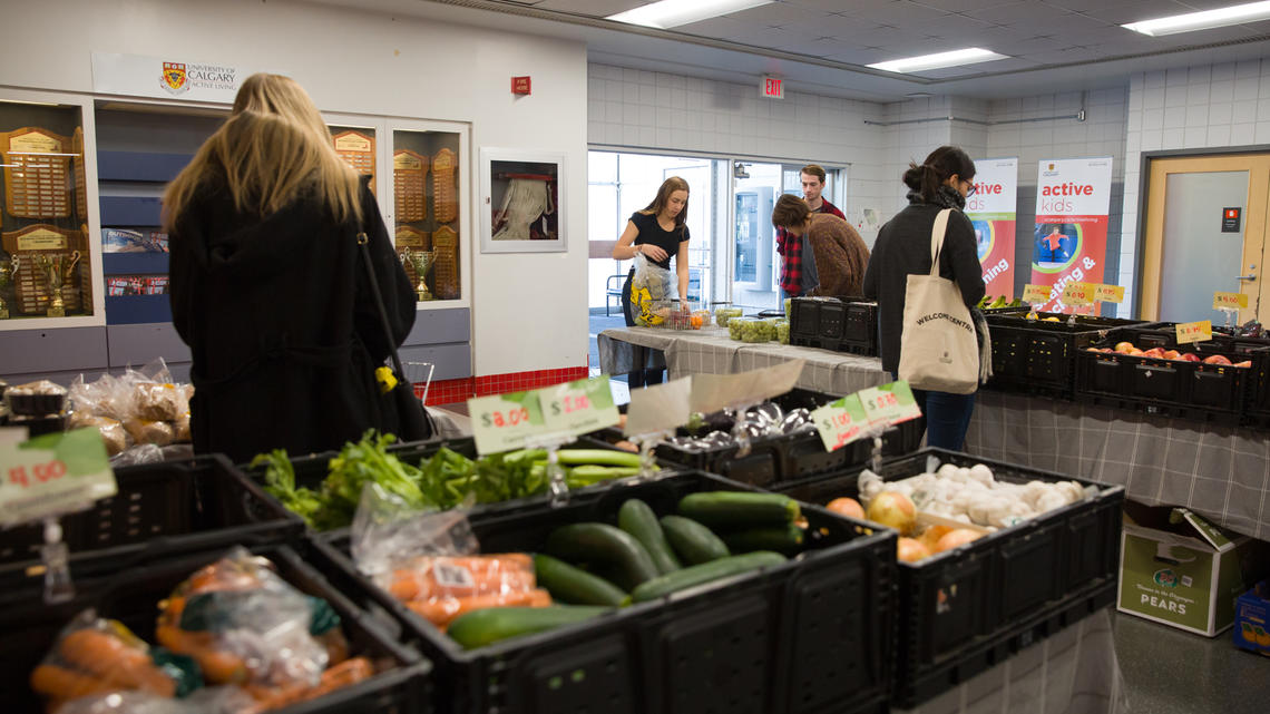 Fresh Routes pop-up market