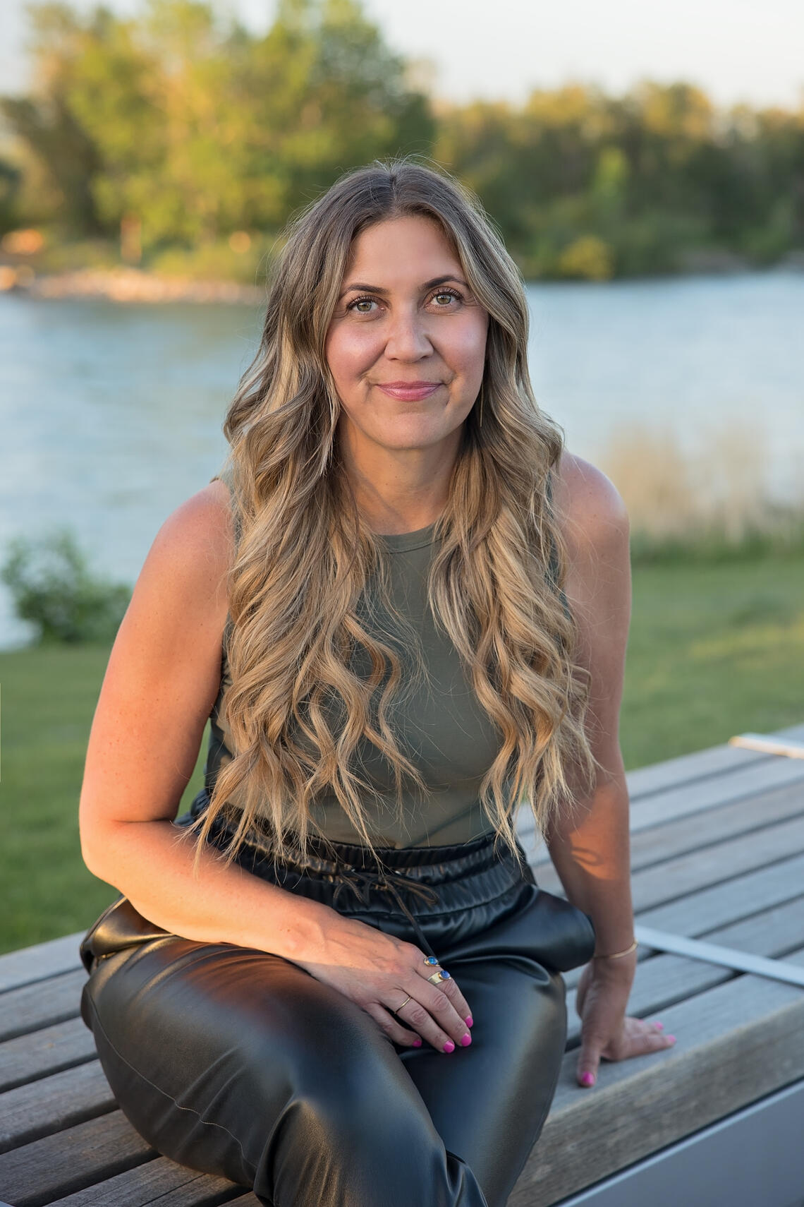 Shelly Qualtieri Headshot