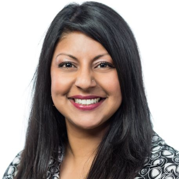 Amanda Afonso Headshot