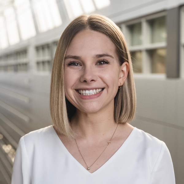 head shot of jamie roeske